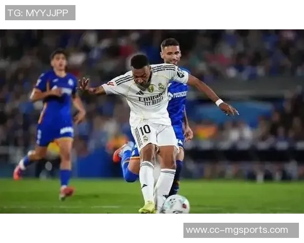 姆巴佩西甲前9轮打入10球创皇马新纪录C罗同期表现更为惊人