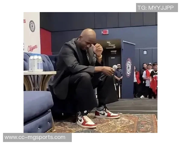 保罗举办派对仅三人到场球队文化建设屡遭冷遇引发关注