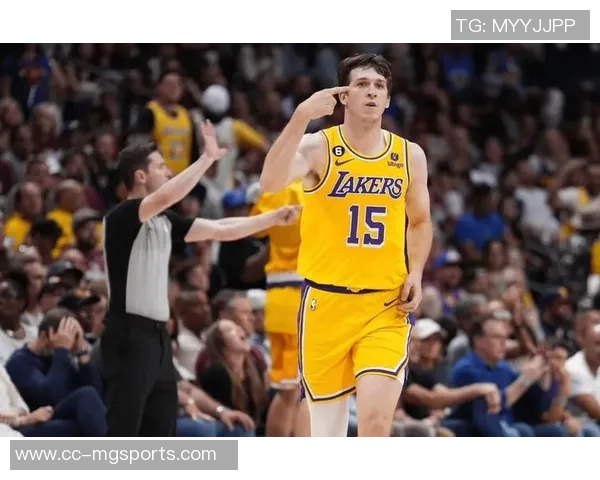 里夫斯坚定信心称球队需团结一心如老詹所言共同争胜